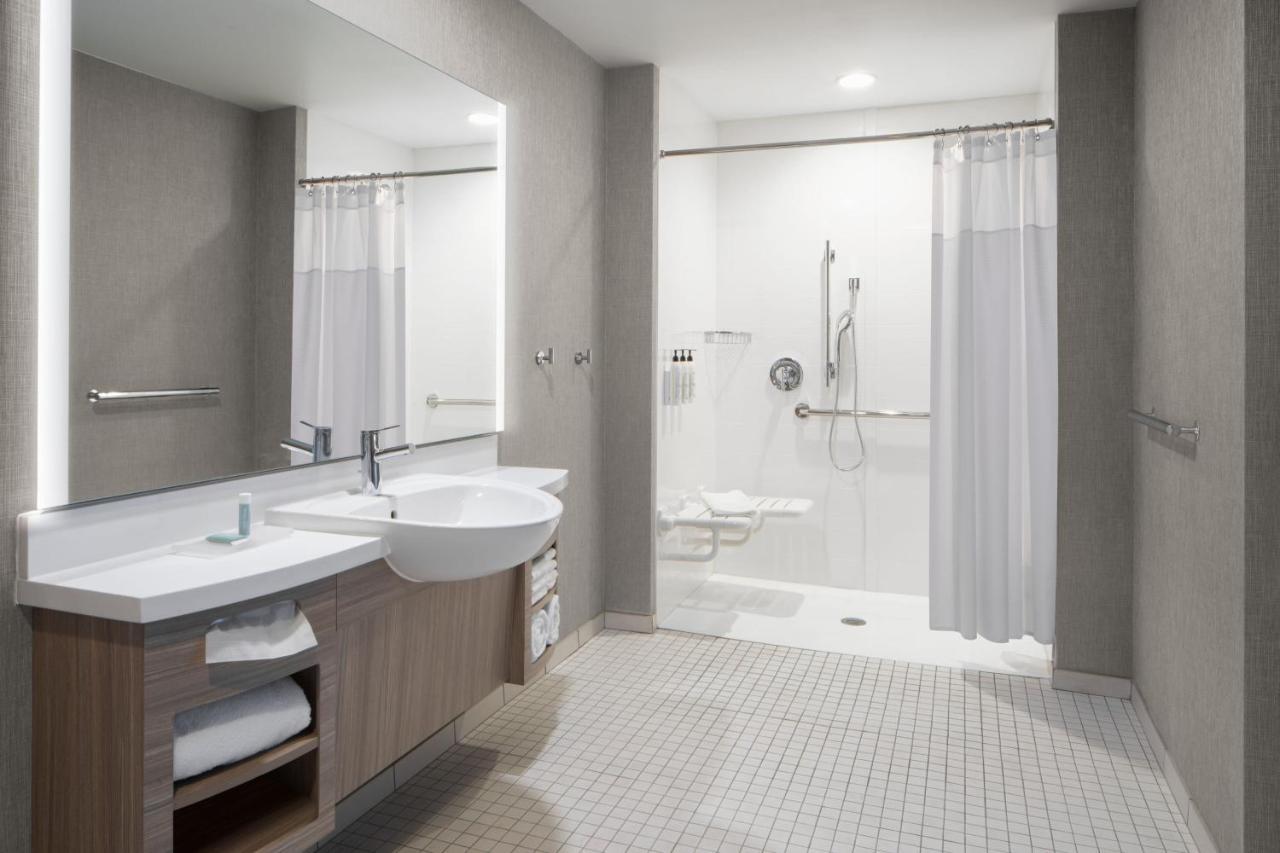 Springhill Suites By Marriott Columbia Near Fort Jackson Exterior photo